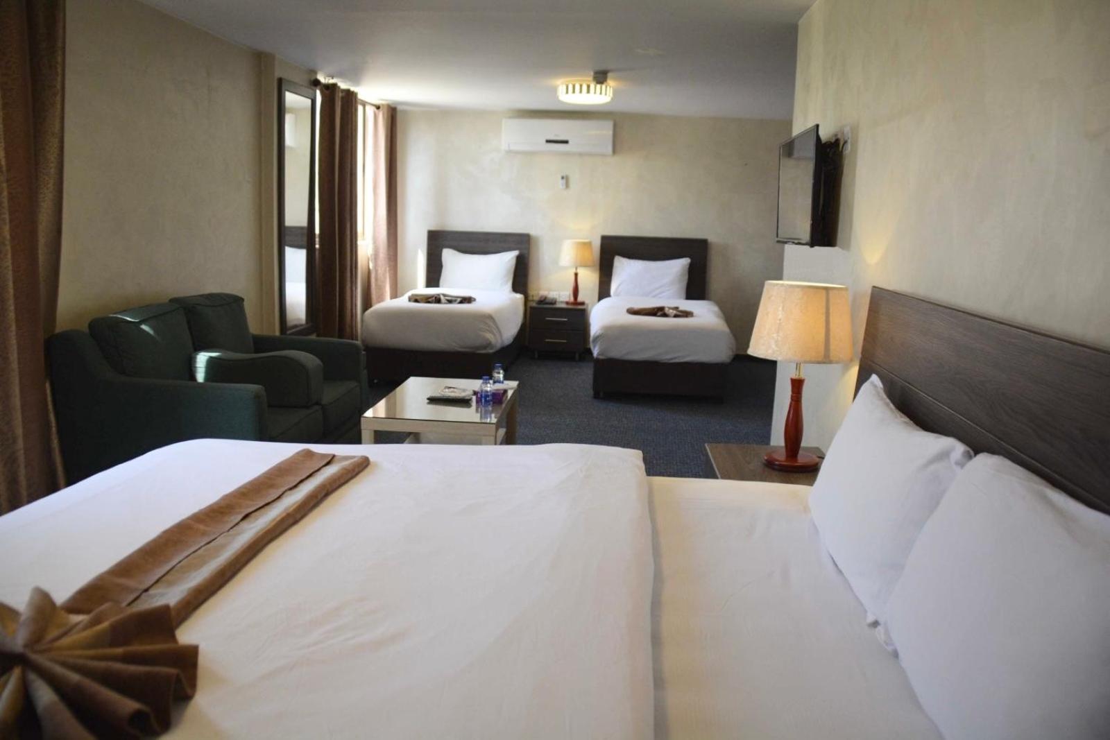 Olive Hotel Amman Ngoại thất bức ảnh